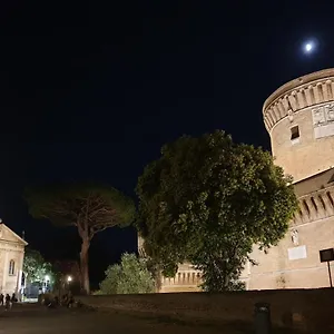 La Casa Nel Castello , Ostia Antica Italy