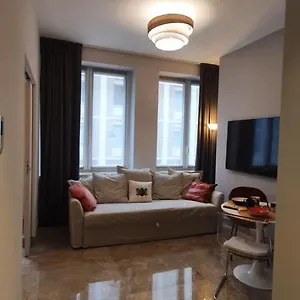  Apartment Pink Maison Centro Piazza Diaz Duomo