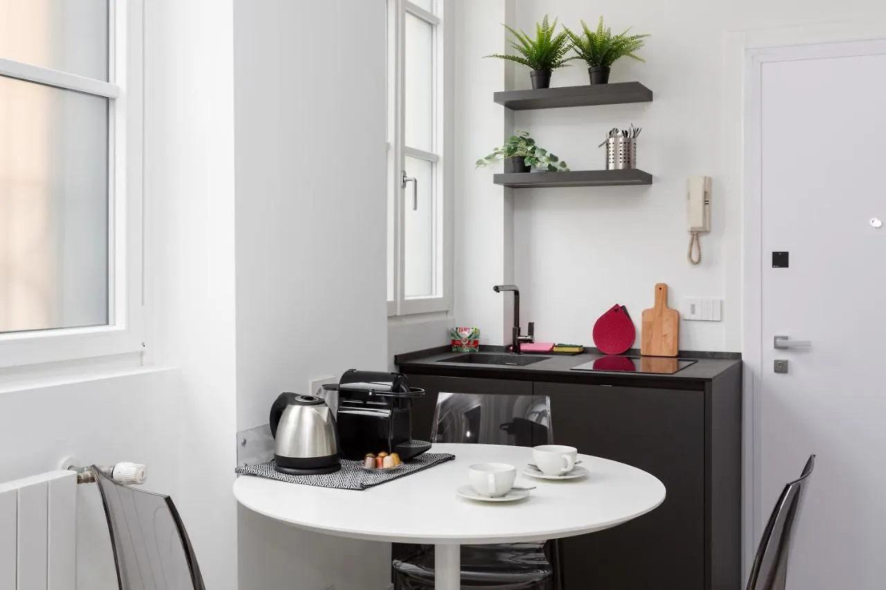 アパート Nest For 2 In Milan Fashion District Via S Ceciliaアパートメント